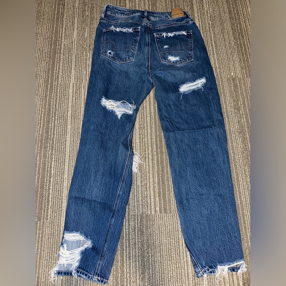 American Eagle Ripped Jeans - Picture 2 of 3